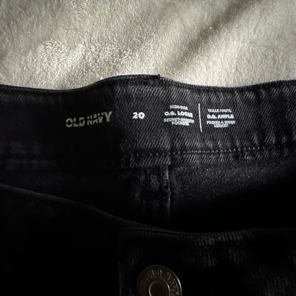OLD NAVY SIZE 20 Black Curvy Jeans - Picture 3 of 3
